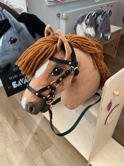 Hobby Horse Fuchs Hobby Horse fuchsfarben mit Zaumzeug